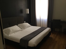 Rhome Terminal