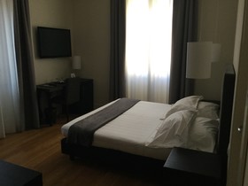 Rhome Terminal