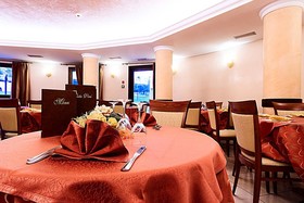 Roma Domus Hotel