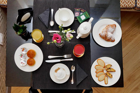 Roma Five Suites