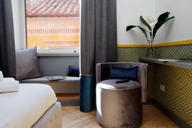 Roma Five Suites