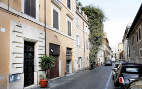 Roma Holidays House