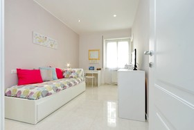 Roman Holiday Charming