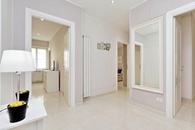 Roman Holiday Charming