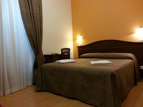 Rome City Inn