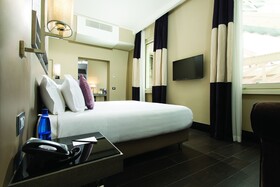 Rome Life Hotel