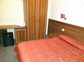 B&B Rudy Center