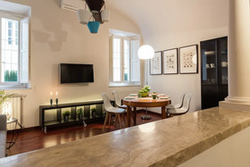 Santonofrio Apartments