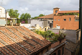 Santonofrio Apartments