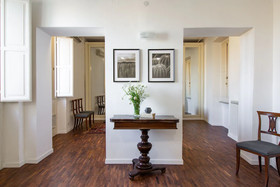 Santonofrio Apartments