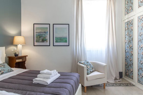 Santonofrio Apartments