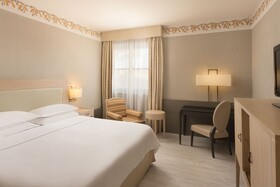 Sheraton Parco de' Medici Rome Hotel