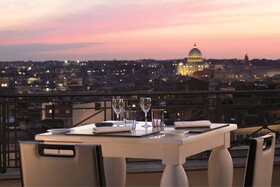 Sina Bernini Bristol, Autograph Collection