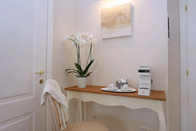 Spagna Art & Suites