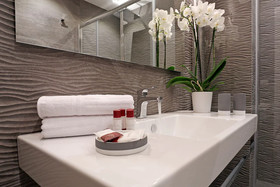 Spagna Art & Suites