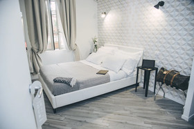 Spagna Rooms