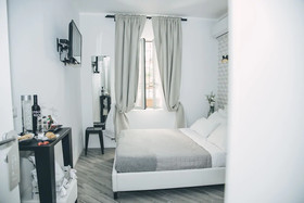 Spagna Rooms