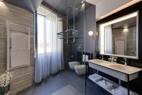 Stendhal Luxury Suites