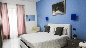 Suites Holiday Rooms