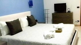 Suites Holiday Rooms