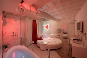 Suite Sistina for Lovers