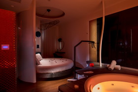 Suite Sistina for Lovers