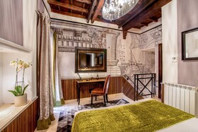 The Inn at the Roman Forum