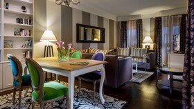The Inn at the Roman Forum