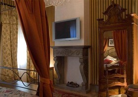 The Inn at the Roman Forum