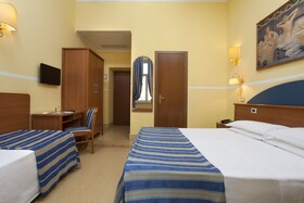The Kennedy Hotel