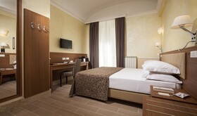 The Kennedy Hotel