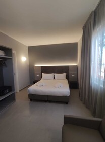 Tiber Village