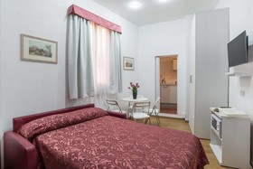Trevi Rome Suite