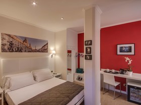 Tritone Top House