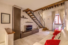 Tritone Top House