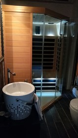 Two Chic Guesthouse