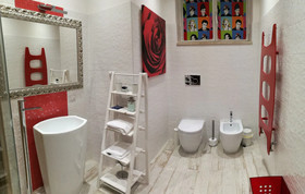 Two Chic Guesthouse