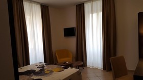 Una Finestra su Monti