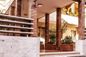 Un Attimo A Roma