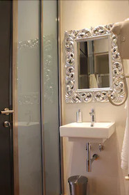 Vacanze Romane Rooms