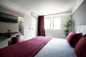 Varese Hotel
