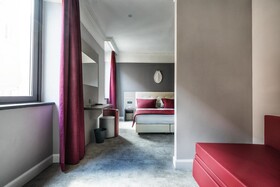 Varese Hotel