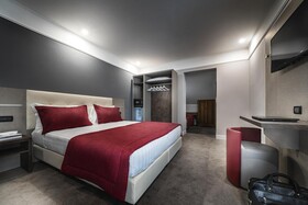 Varese Hotel