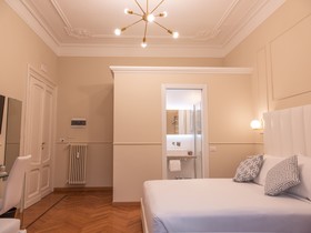 Vatican Palace Suites By Premium Suites Collection