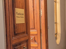 Vatican Palace Suites By Premium Suites Collection