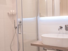 Vatican Palace Suites By Premium Suites Collection