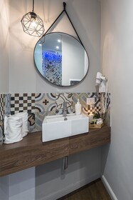 Z-Arch Suites