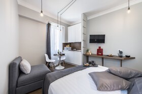 Z-Arch Suites