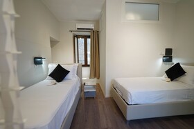 Soho Piaggiarelle By Dasso