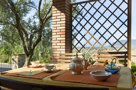 Casa Vacanze Colline Di Luni